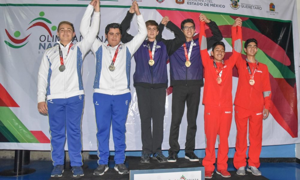 Boliche de Baja obtiene medallas de plata y bronce