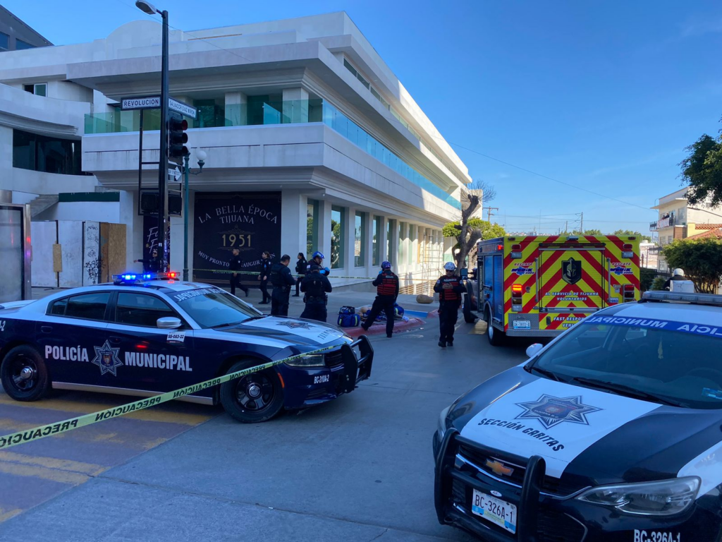 Asesinaron a hombre en plena Avenida Revolución