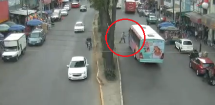 Estado de México, Toluca, atropellamiento. autobús