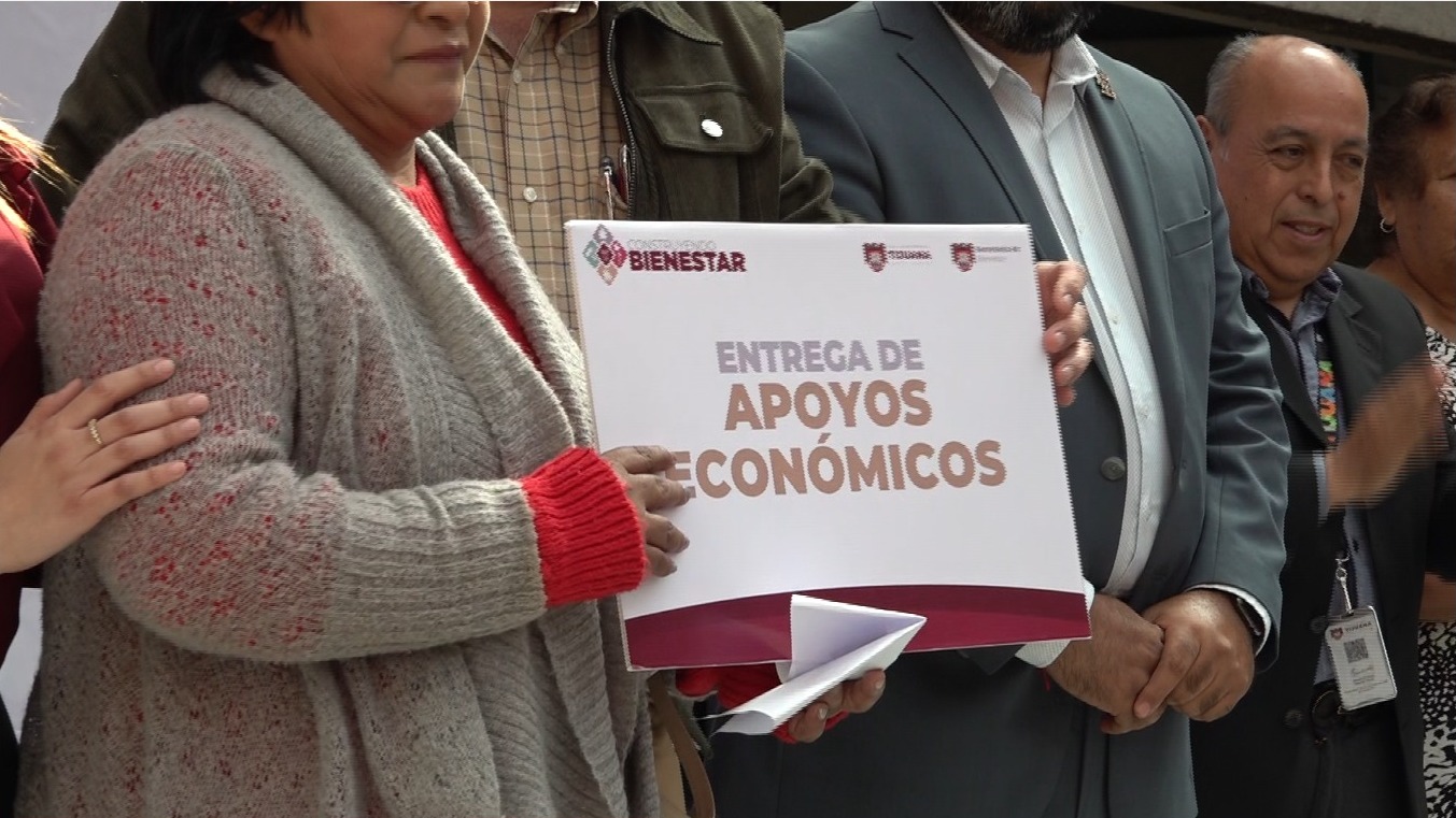 Ayuntamiento-de-Tijuana-entrega-133-apoyos-economicos