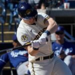LUIS URIAS