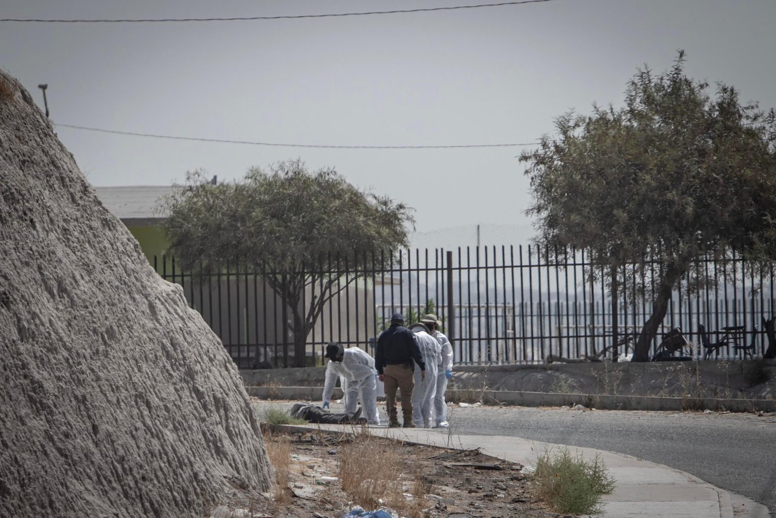 Asesinan a hombre de un tiro en la colonia Cañadas del Florido