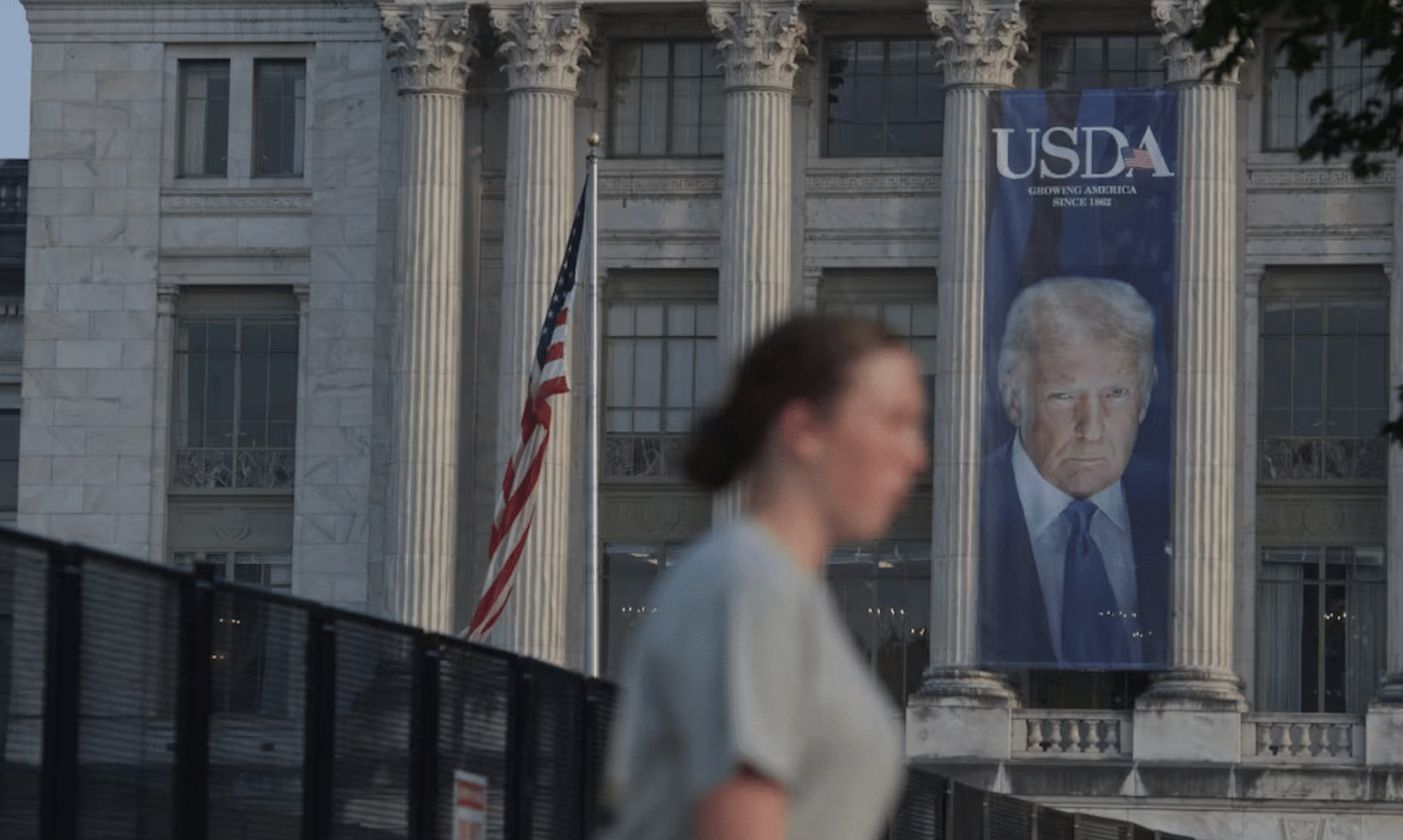 Millones marcharán en EEUU contra desfile militar de Trump