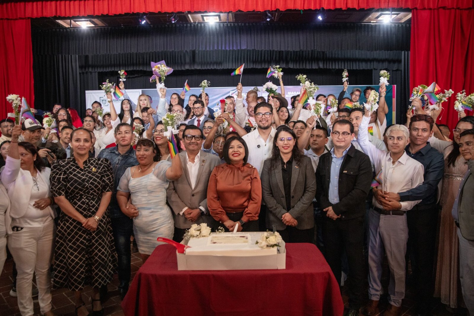 boda colectiva LGBTTTIQ+