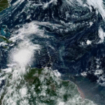 Huracán Melissa se fortalece y amenaza a Jamaica