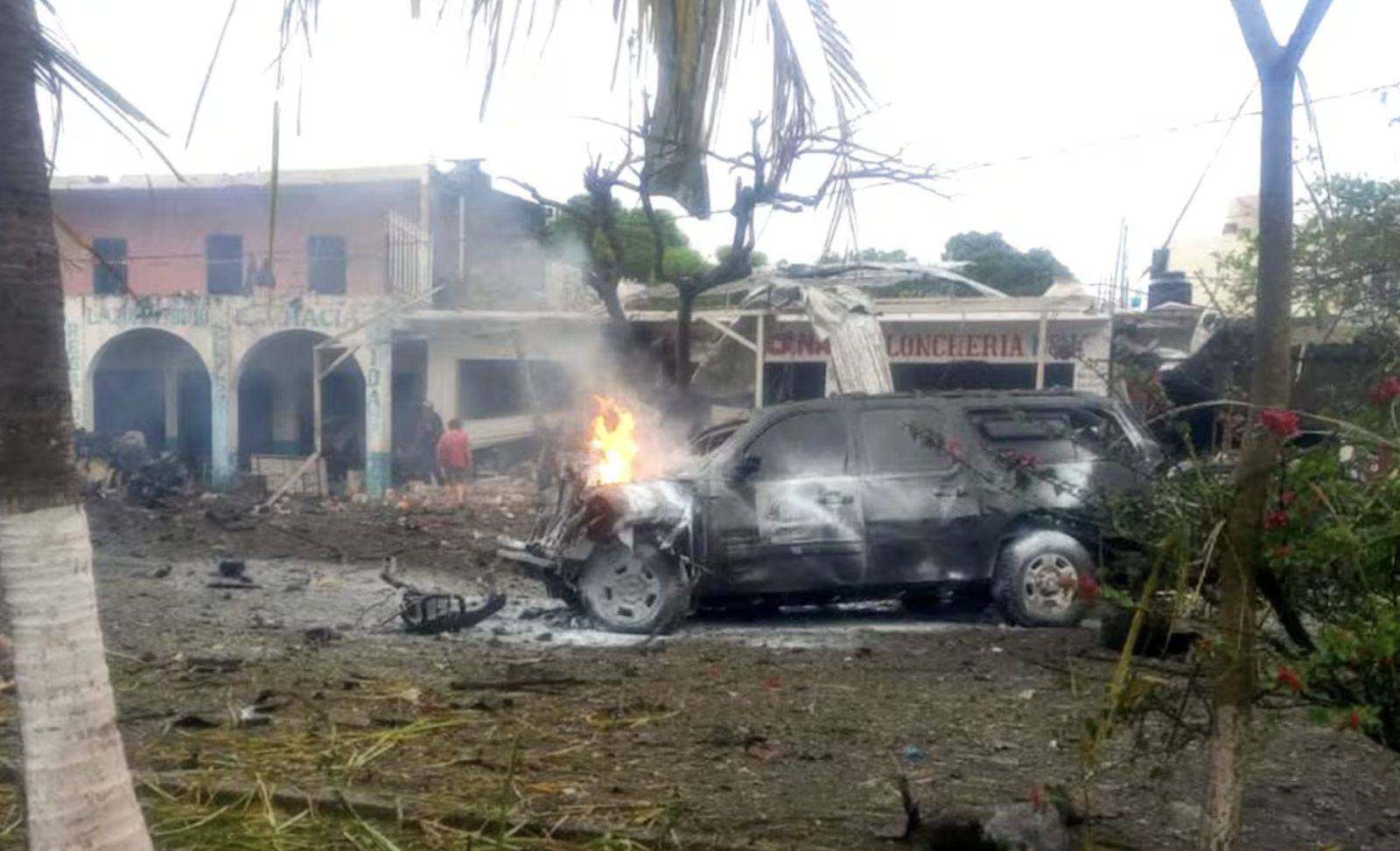 sheinbaum coche bomba