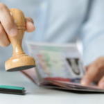 EEUU suspende visas a 75 países