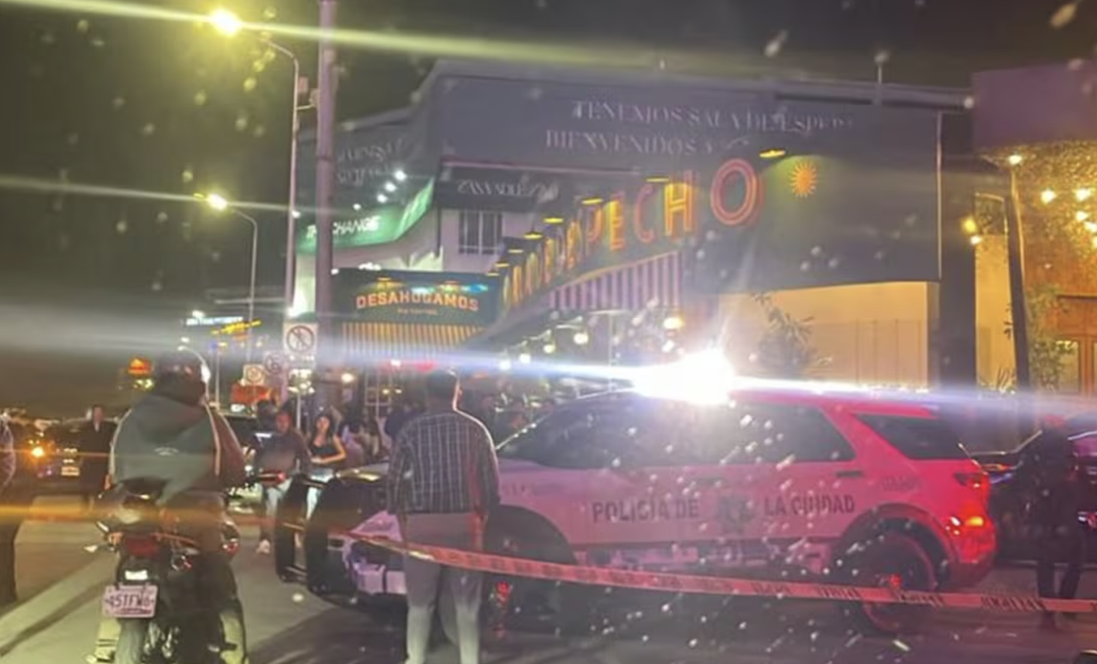 Un ataque armado registrado en la zona de Angelópolis, Puebla, dejó un saldo de tres muertos y al menos cinco heridos.