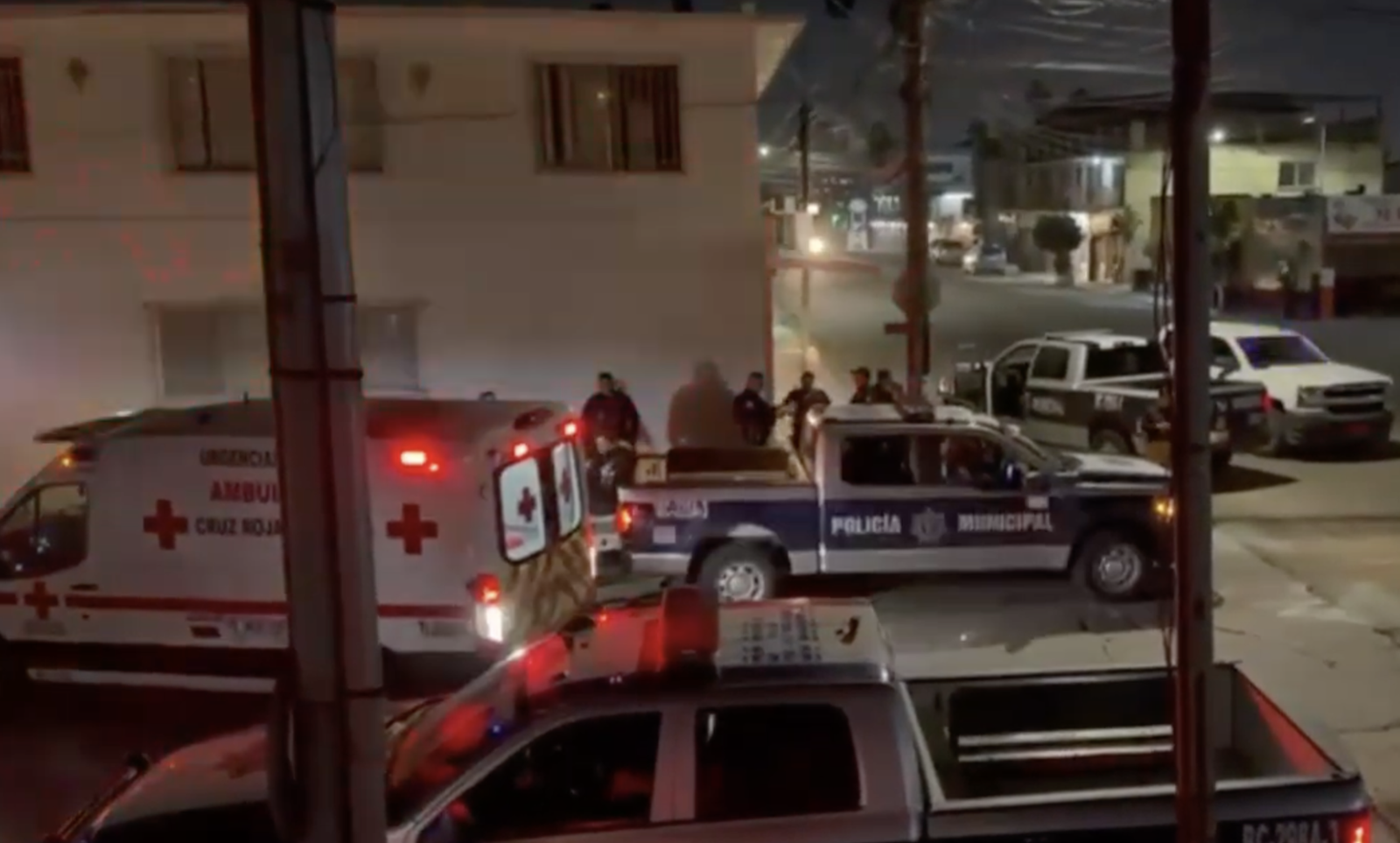 Mujer muere y hombre resulta herido tras ataque armado en El Florido